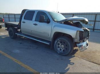  Salvage Chevrolet Silverado 2500