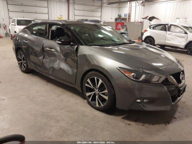  Salvage Nissan Maxima