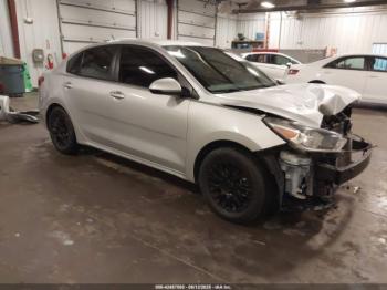  Salvage Kia Rio
