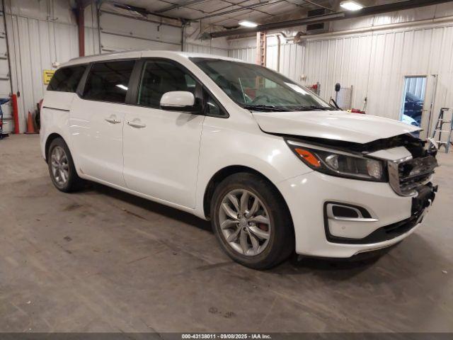  Salvage Kia Sedona