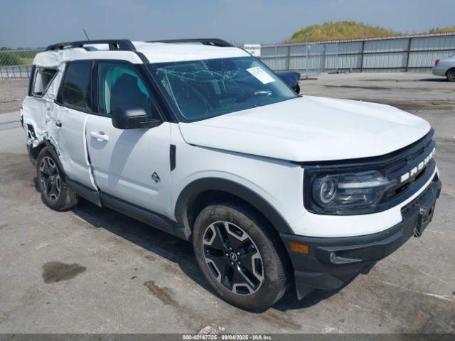  Salvage Ford Bronco