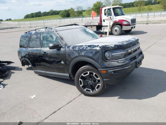  Salvage Ford Bronco