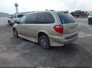 Chrysler Town & Country Limited Image 2