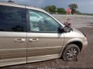 Chrysler Town & Country Limited Image 8