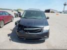 Chrysler Town & Country Touring Image 12