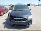 Chrysler Town & Country Touring Image 9