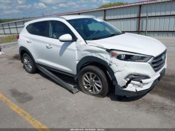  Salvage Hyundai TUCSON