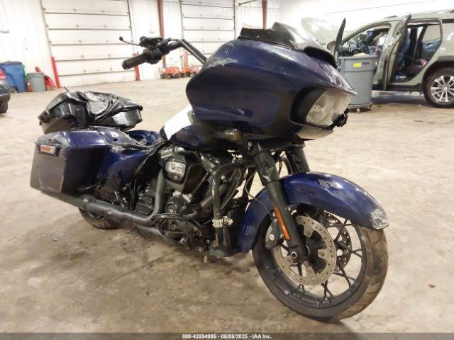 Salvage Harley-Davidson Fltrxs