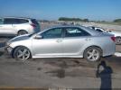 Toyota Camry Se Image 11