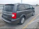 Chrysler Town & Country Limited Image 13