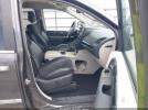 Chrysler Town & Country Limited Image 2