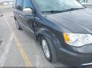 Chrysler Town & Country Limited Image 10