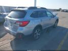 Subaru Outback 2.5i Limited Image 9