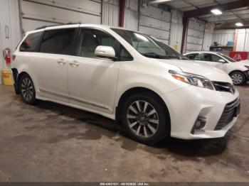 Salvage Toyota Sienna