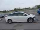 Toyota Prius Two Image 13