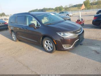  Salvage Chrysler Pacifica