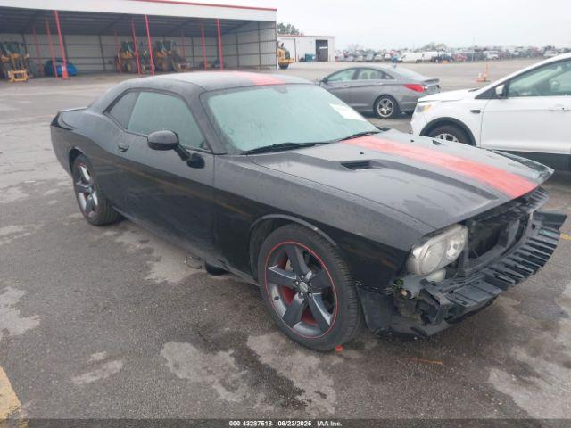  Salvage Dodge Challenger