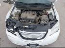 Chrysler 200 Touring Image 9