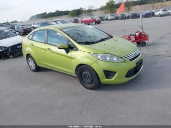  Salvage Ford Fiesta
