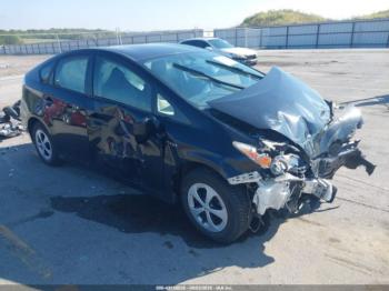  Salvage Toyota Prius