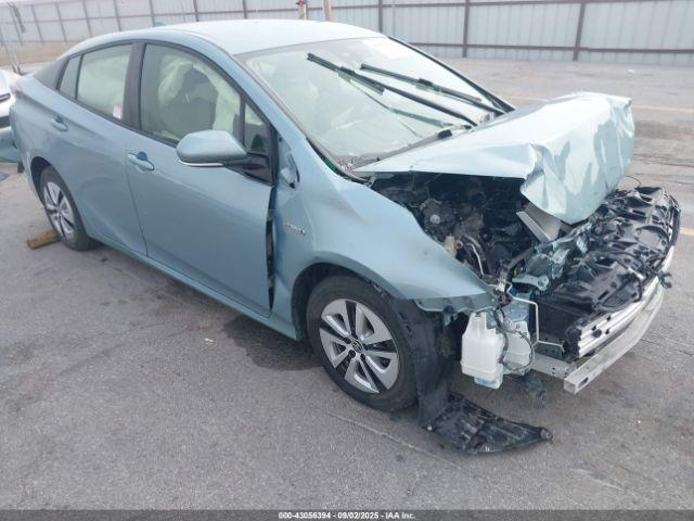  Salvage Toyota Prius