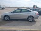 Toyota Camry Le Image 11
