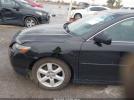 Toyota Camry Se Image 6