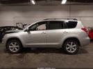 Toyota RAV4 Limited V6 Image 16