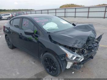  Salvage Nissan Versa