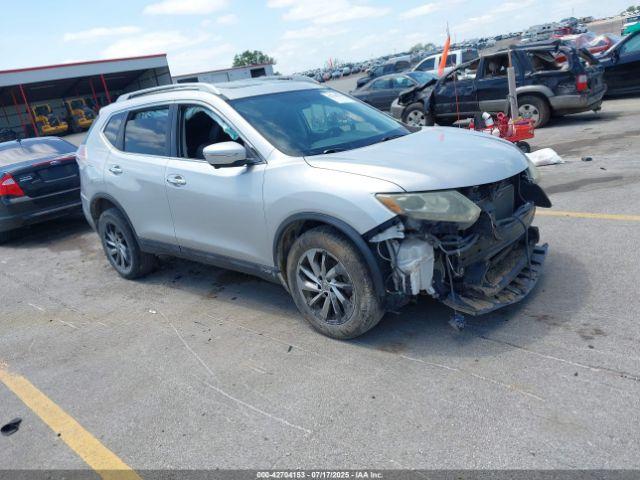  Salvage Nissan Rogue