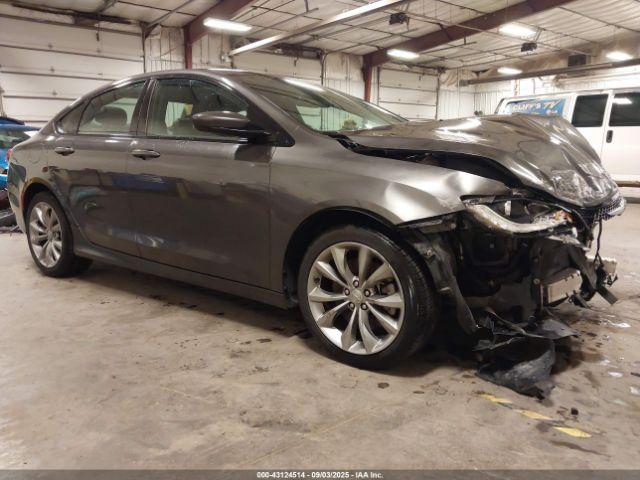  Salvage Chrysler 200