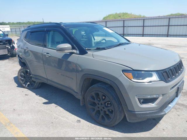  Salvage Jeep Compass