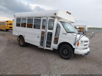  Salvage Chevy Bus Express Comm Cutaway