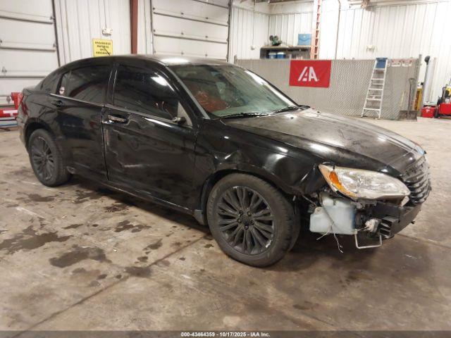  Salvage Chrysler 200