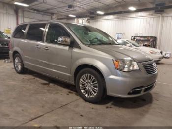  Salvage Chrysler Town & Country