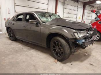  Salvage Chrysler 300