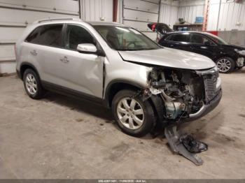  Salvage Kia Sorento