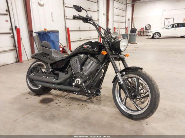 Salvage Victory Motorcycles Hammer