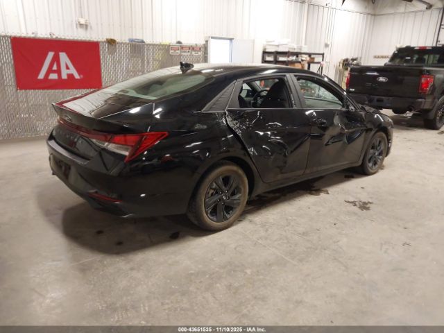 Hyundai ELANTRA Sel Image 5