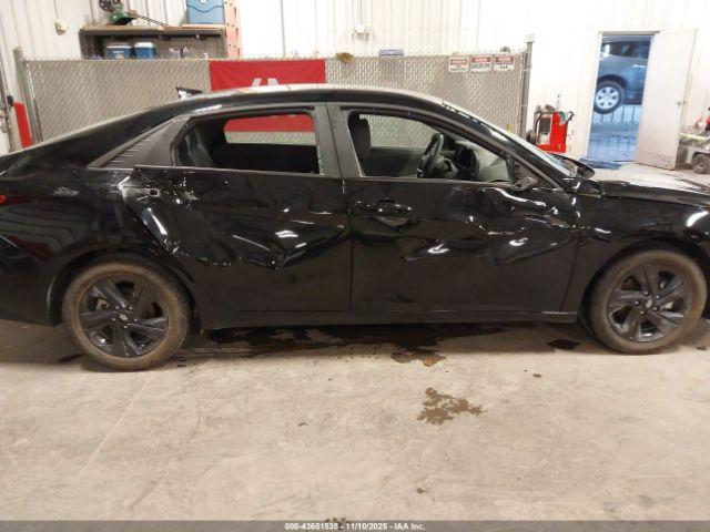 Hyundai ELANTRA Sel Image 14