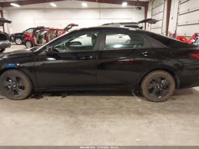 Hyundai ELANTRA Sel Image 18