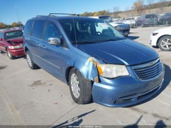  Salvage Chrysler Town & Country
