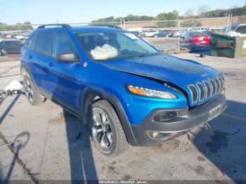  Salvage Jeep Cherokee