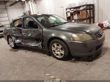  Salvage Nissan Altima