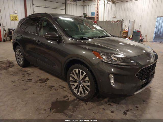  Salvage Ford Escape