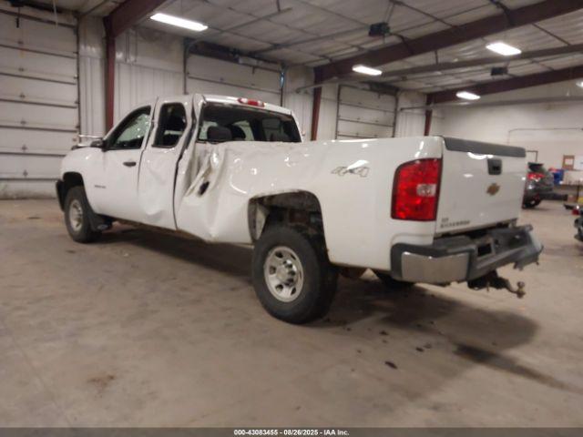 Chevrolet Silverado 3500 Work Truck Image 16
