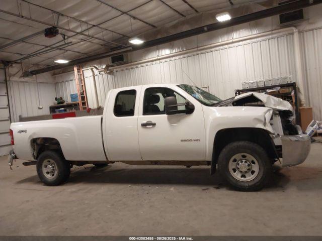 Chevrolet Silverado 3500 Work Truck Image 12