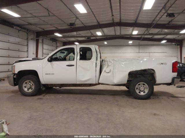 Chevrolet Silverado 3500 Work Truck Image 8