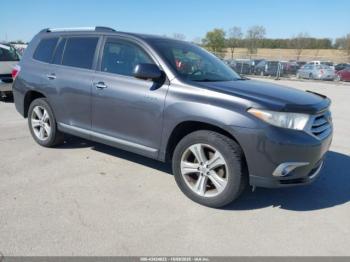  Salvage Toyota Highlander