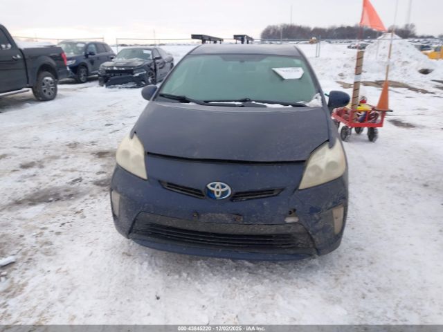 Toyota Prius Two Image 6